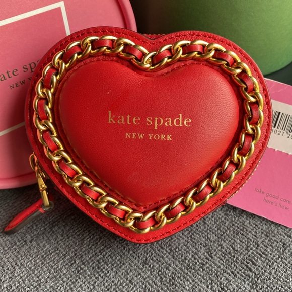 Kate Spade Amour red leather heart coin case with gold chain detail with box - Picture 7 of 13